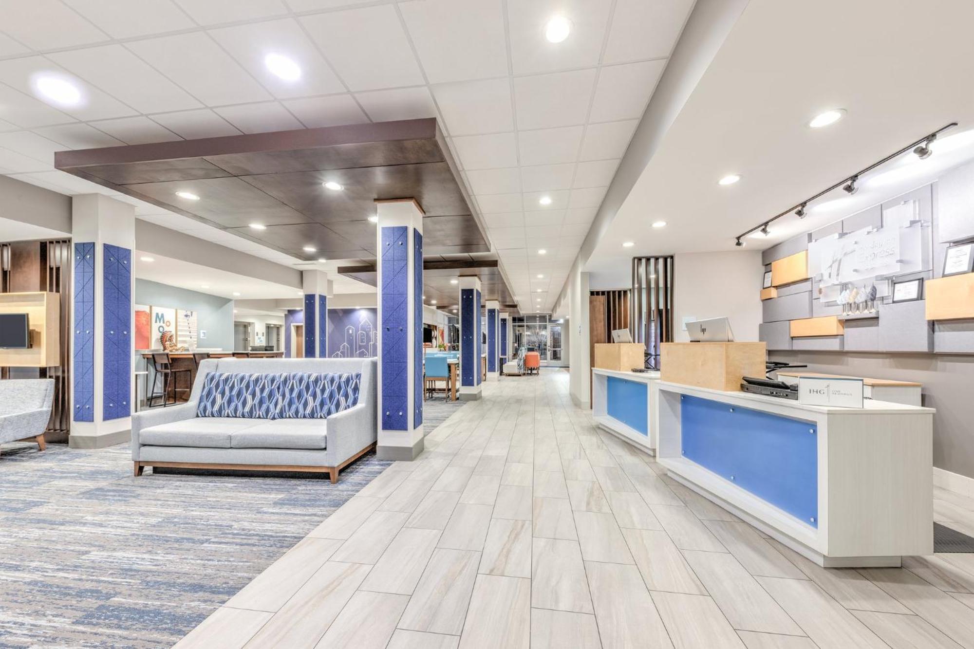 Holiday Inn Express & Suites Moore By Ihg Bagian luar foto